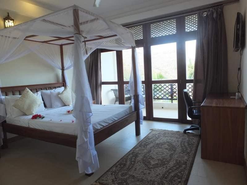 Занзібар,  Zanzibar Star Resort 4*