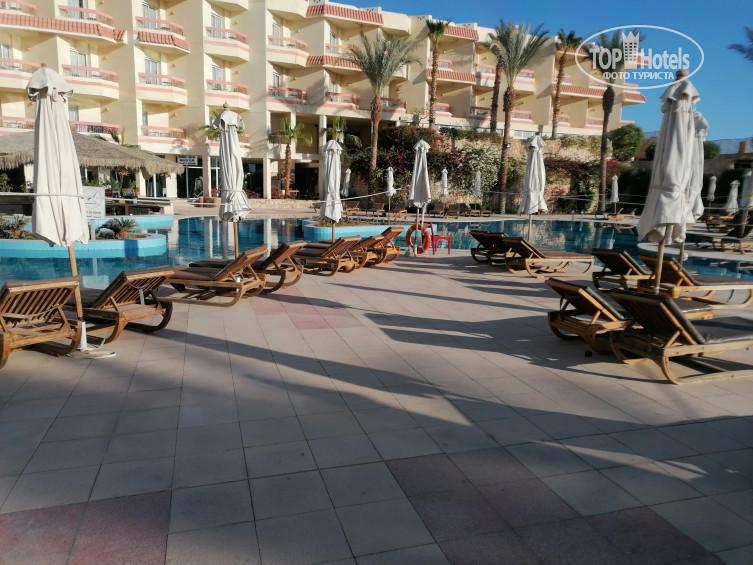 Єгипет, Шарм ель Шейх, Готель HILTON SHARKS BAY 4*