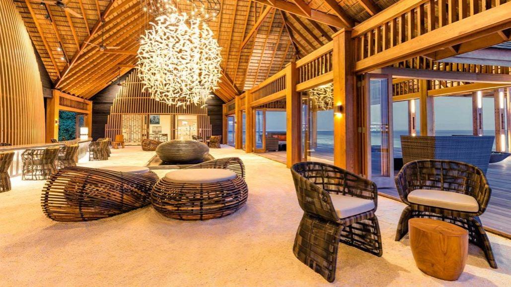 Мальдіви,  готель Hurawalhi Maldives 5*