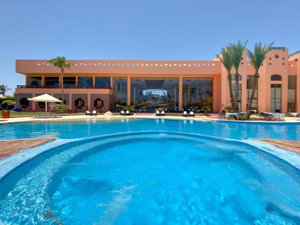 Nubian Island Hotel