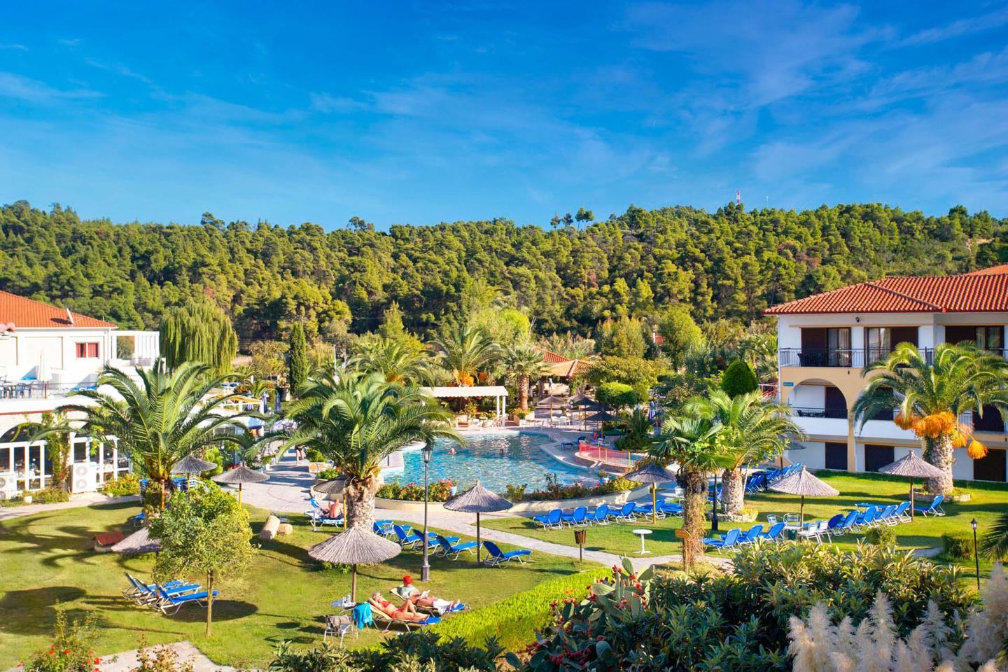 Bomo Chrousso Village Hotel 4*