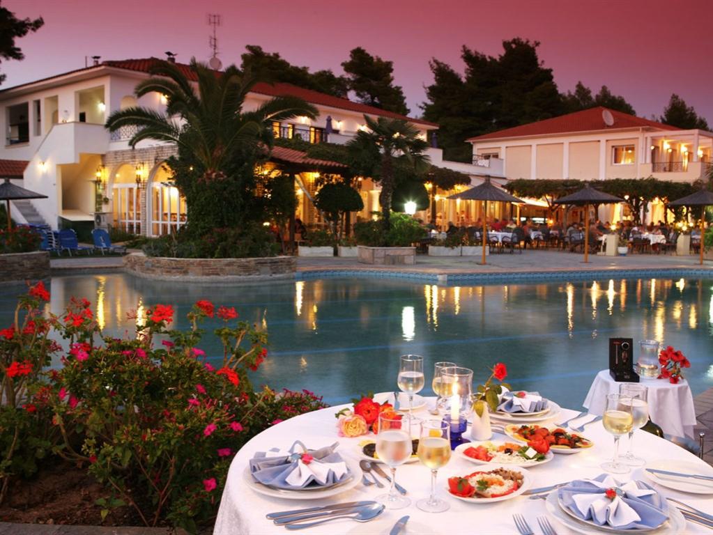 Bomo Chrousso Village Hotel 4* 